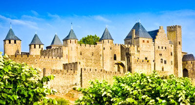 Ciudad Medieval de Carcassonne cerca del Canal du Midi